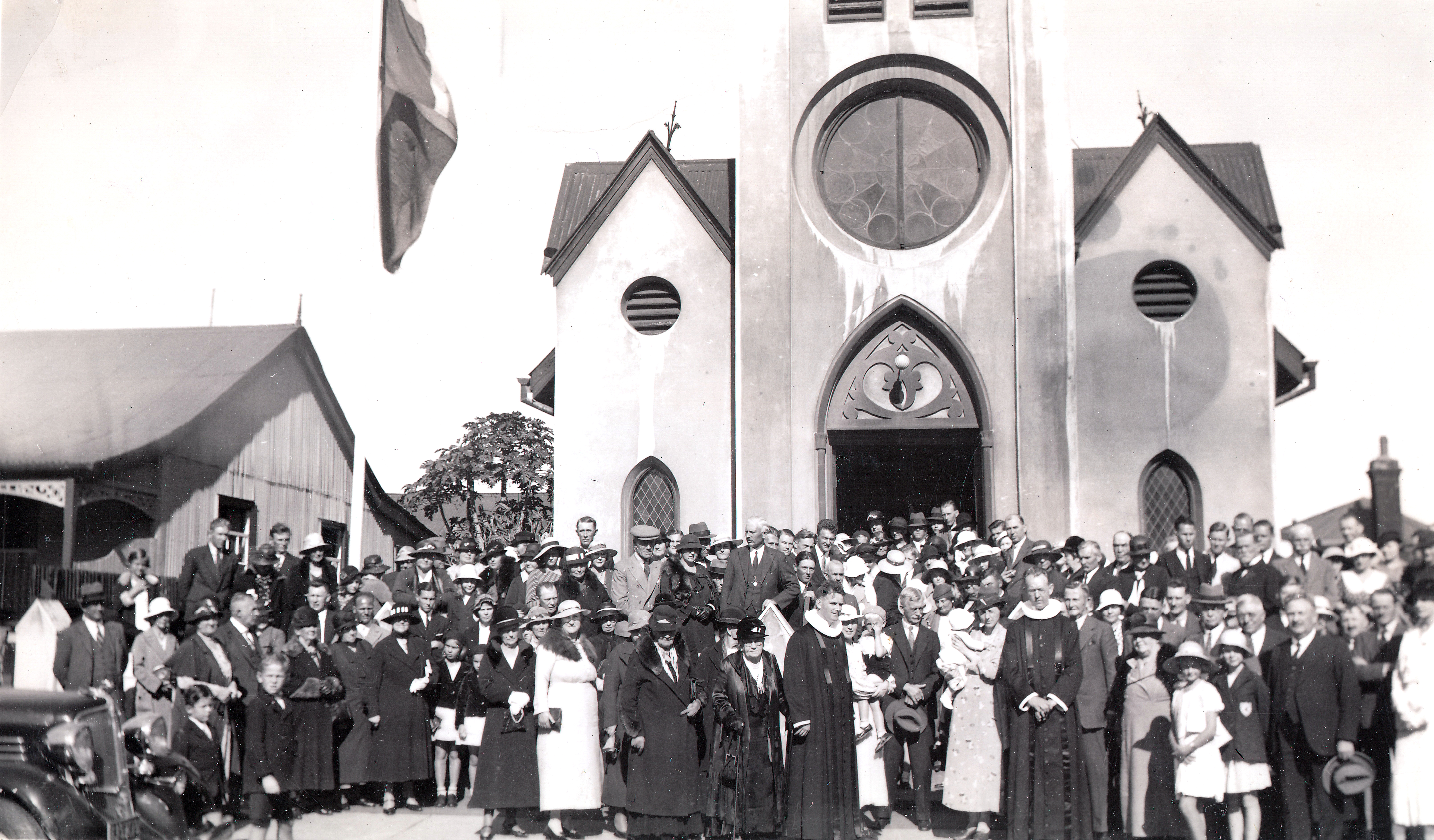 5 Hele Menigheten Samlet Utenfor Kirken I Durban 1920 Årene