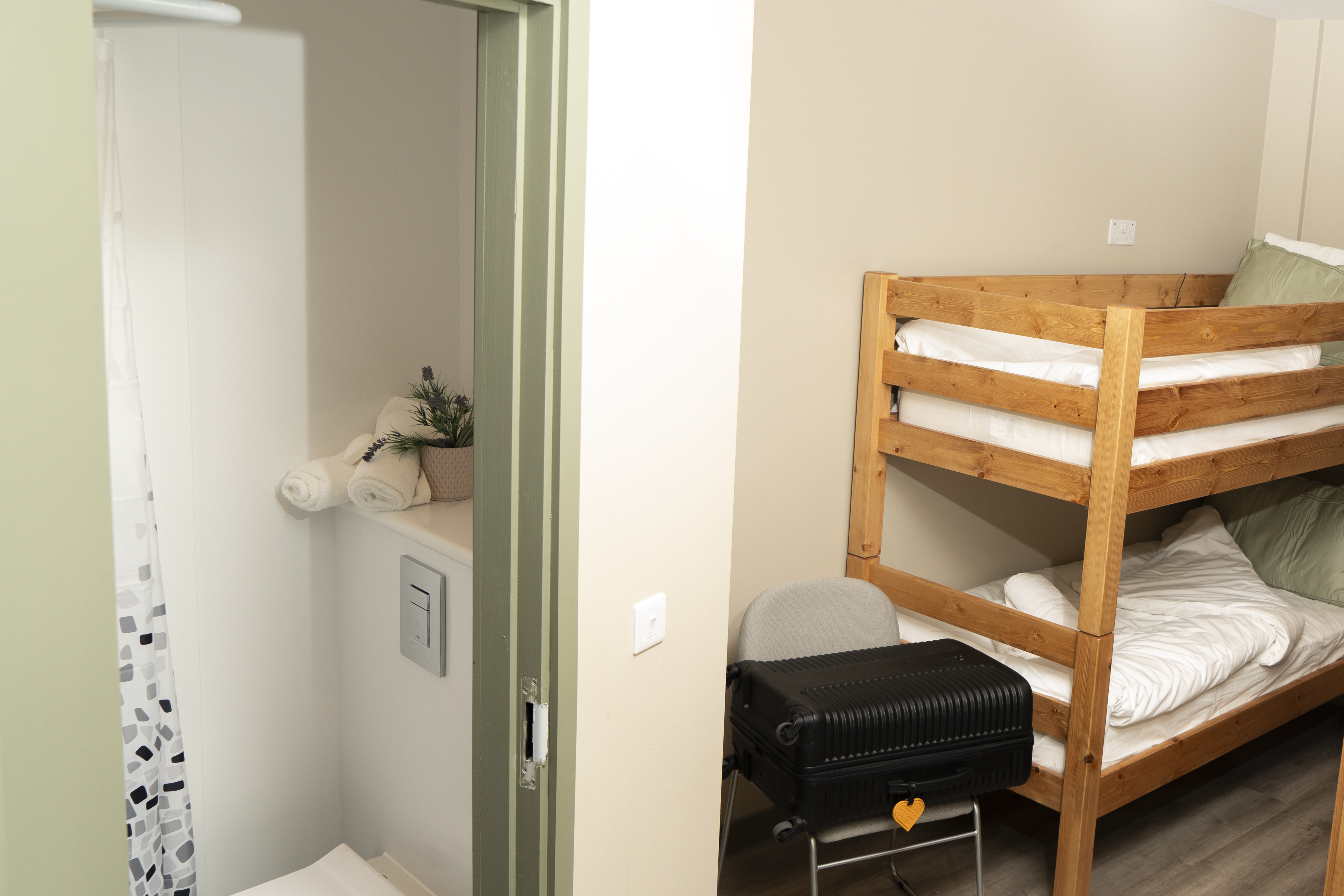 Lugarer Sjømmannskjerka 0 7