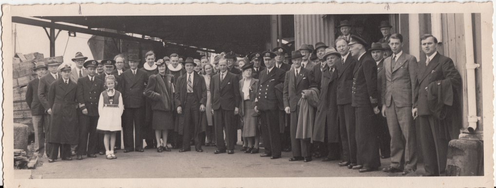 FRED OG TAKKEGUDSTJENESTE