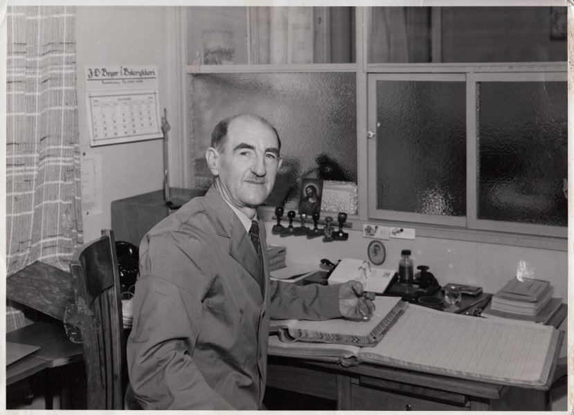 HOVEDKASSERER JACOBSEN