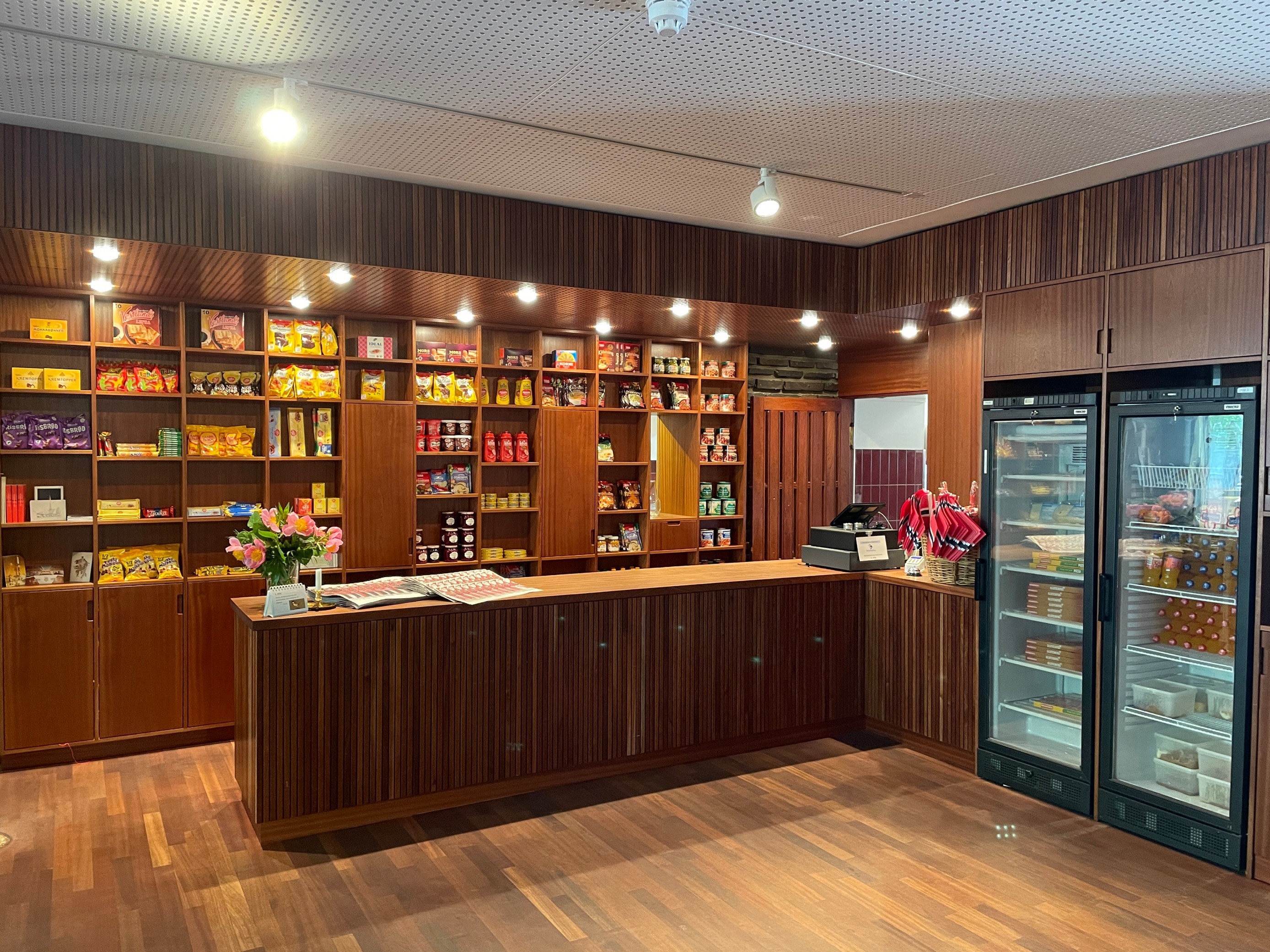 Vår kiosk på kirken