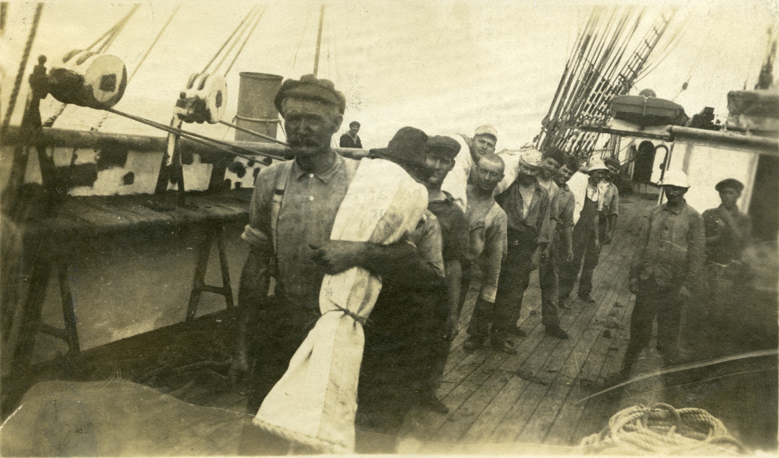 STORSEILJOBB PÅ BARK «ALFHILD» AV KRISTIANIA