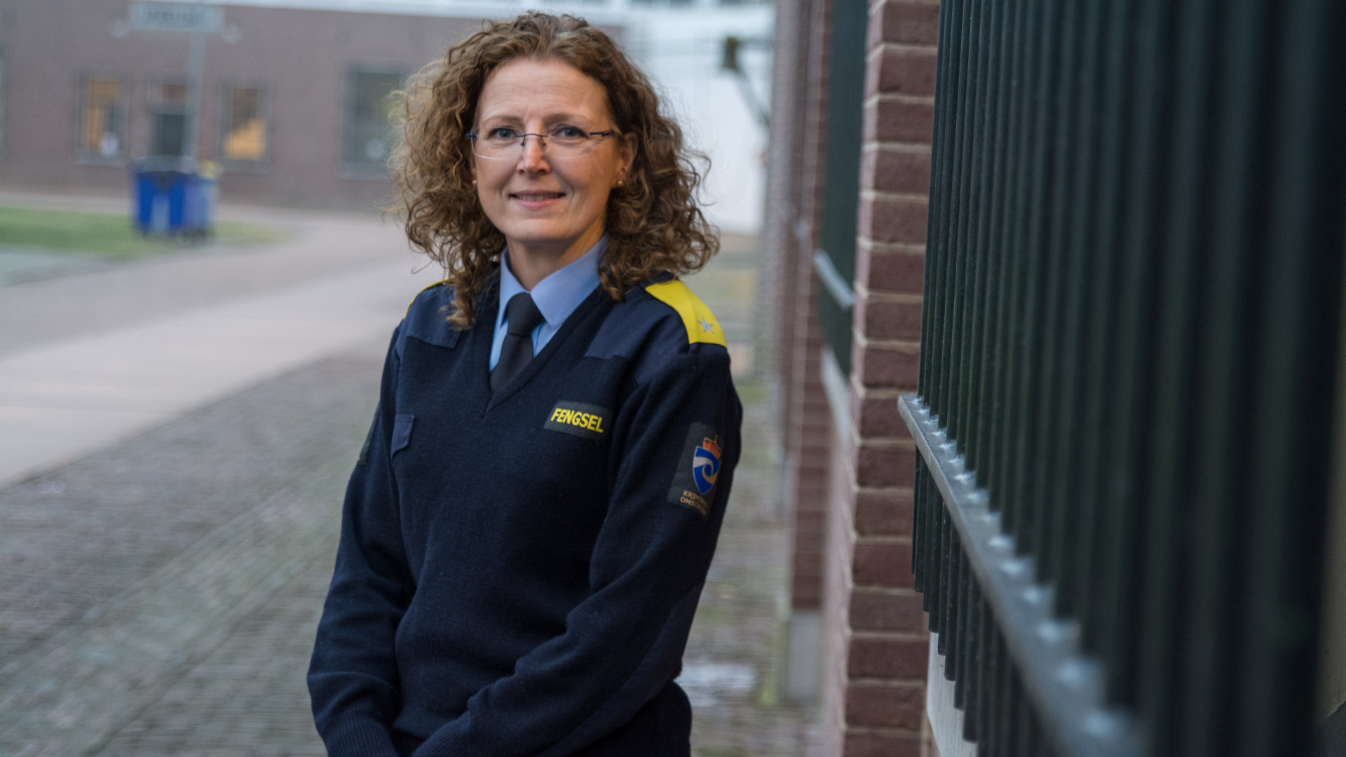 Assisterende fengselsleder May Olsen trives godt i Norgerhaven Prison. -