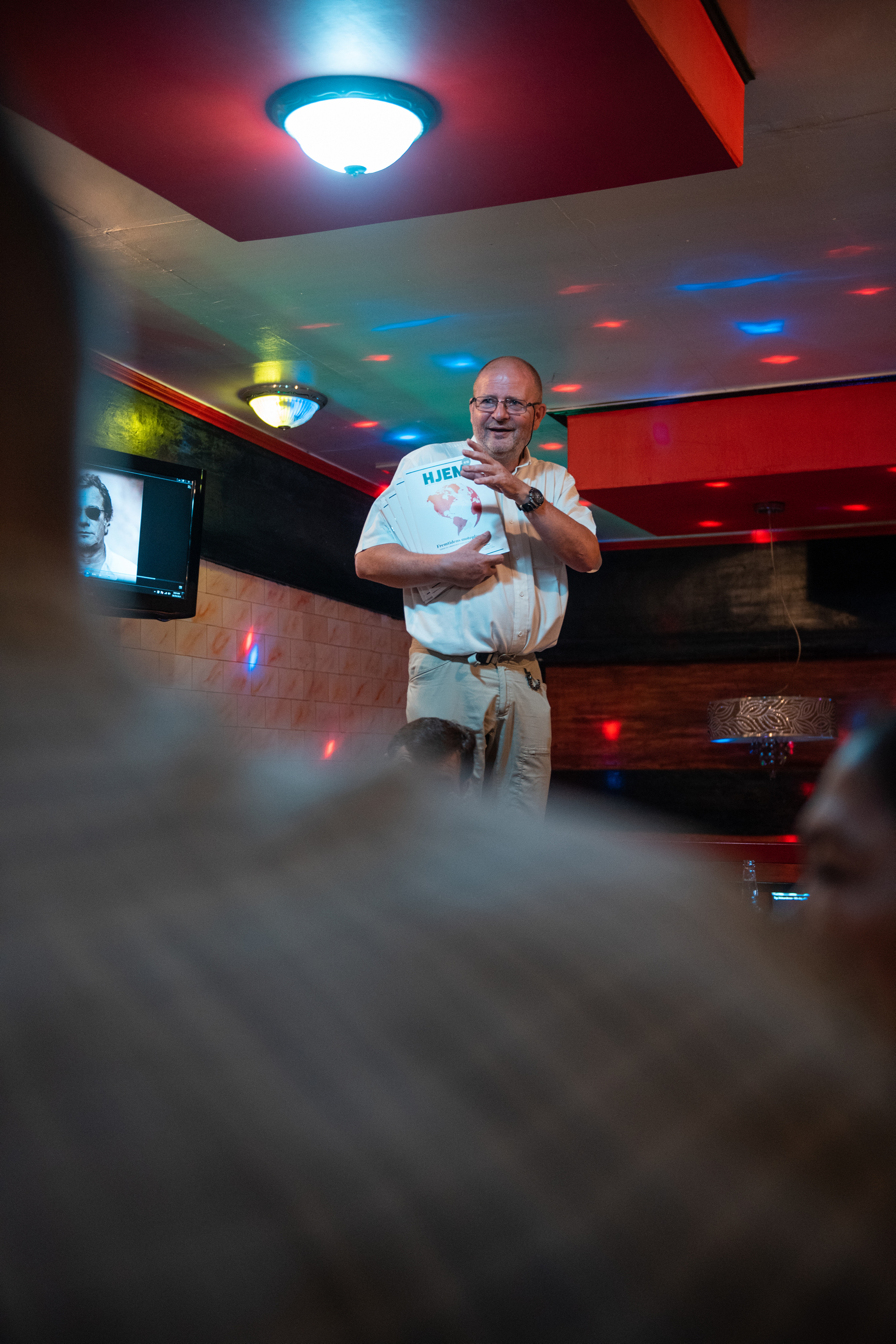 I Angeles har 20 nordmenn møtt opp på en pub for å prate med hverandre og sjømannspresten.