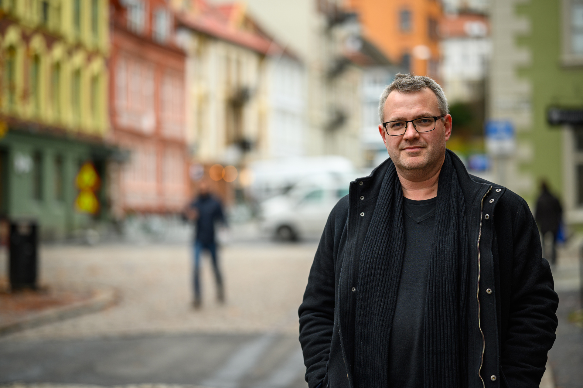 Vidar Eldholm har blant annet spilt sammen med artister som Karoline Krüger, Trond-Viggo Torgersen, Marianne Juvik Sæbø og Christine Guldbrandsen.