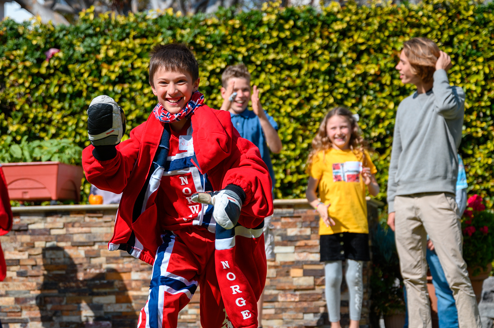 Kids of Norway er en aktivitetsdag for barna. Her er Ian Mittal i full fart under stafetten.