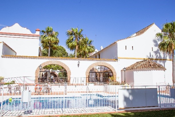 Gjestehuset på El Campanario har svømmebasseng tilgjengelig for gjestene.