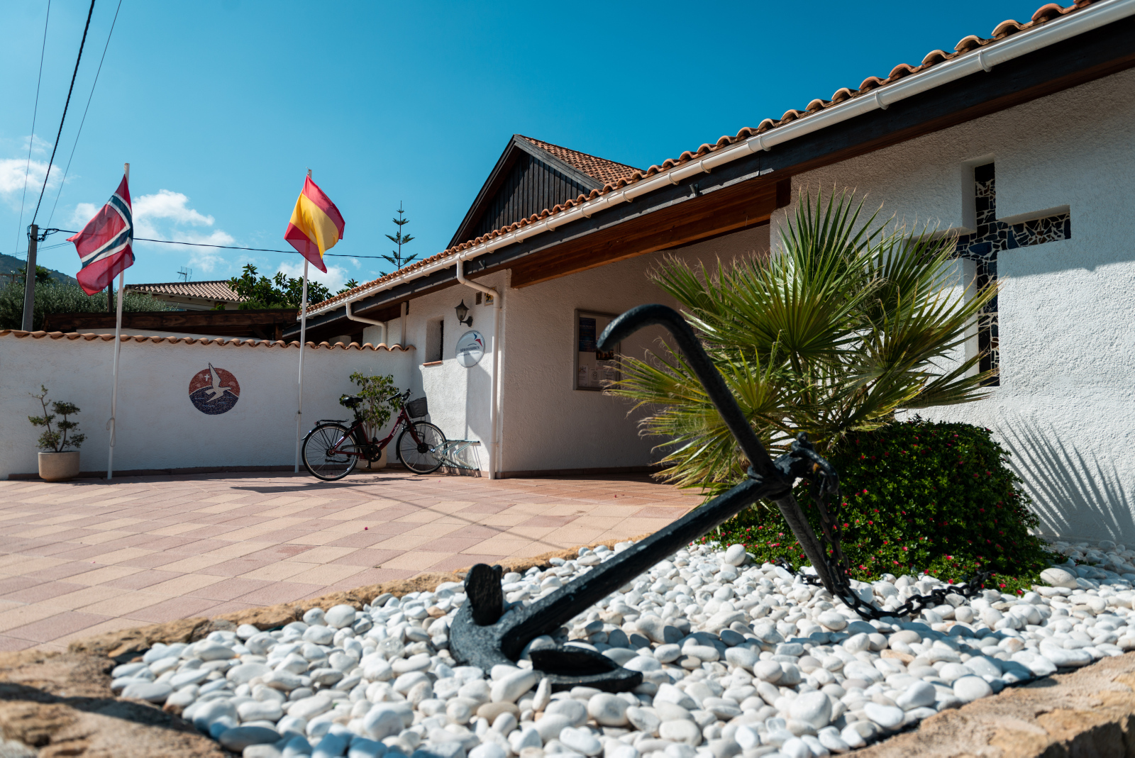 ÅPNE DØRER: Sjømannskirken i Albir-Villajoyosa gleder seg over å kunne ha åpent under visse forutsetninger. Andre sjømannskirker må smøre seg med tålmodighet.