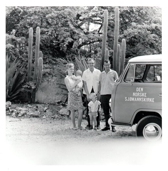 KIRKEFAMILIEN PÅ CURAÇAO