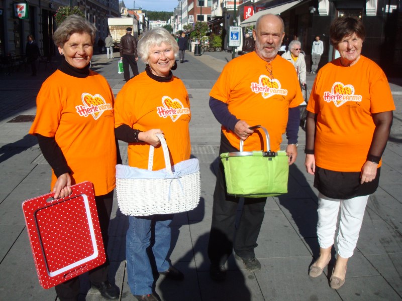 HJERTEVARMEAKSJON I KRISTIANSAND