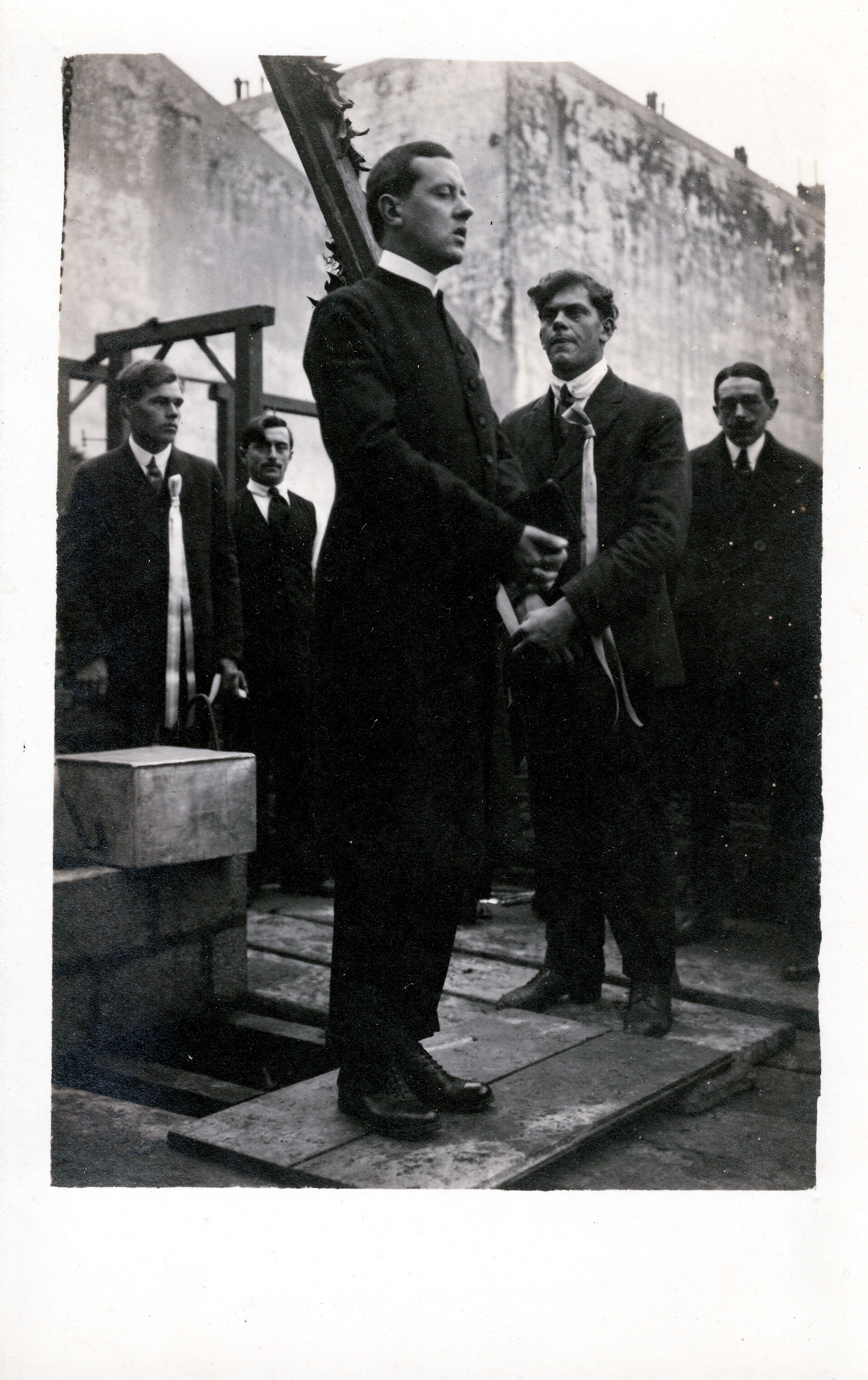 10 Sjømannsprest Johan Nielsen Ved Nedleggelse Av Grunnstein 1918 Buenos Aires