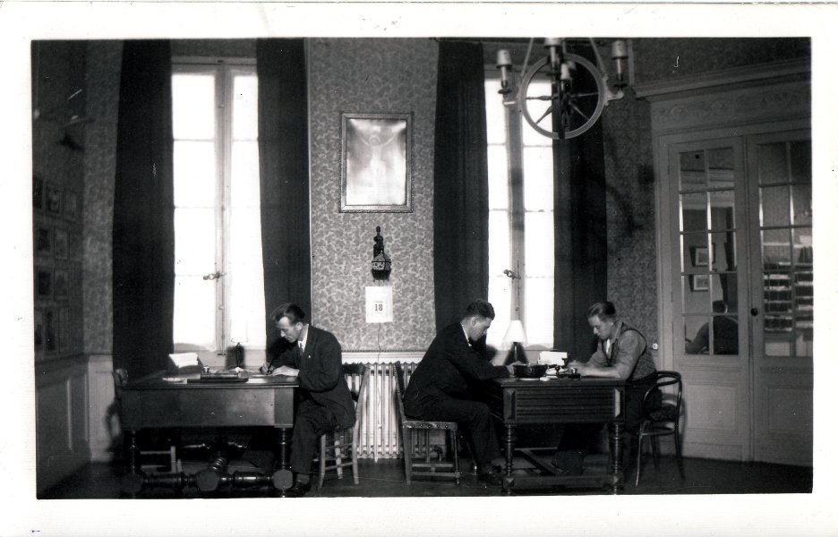 SKRIV BREV HJEM TIL MOR!