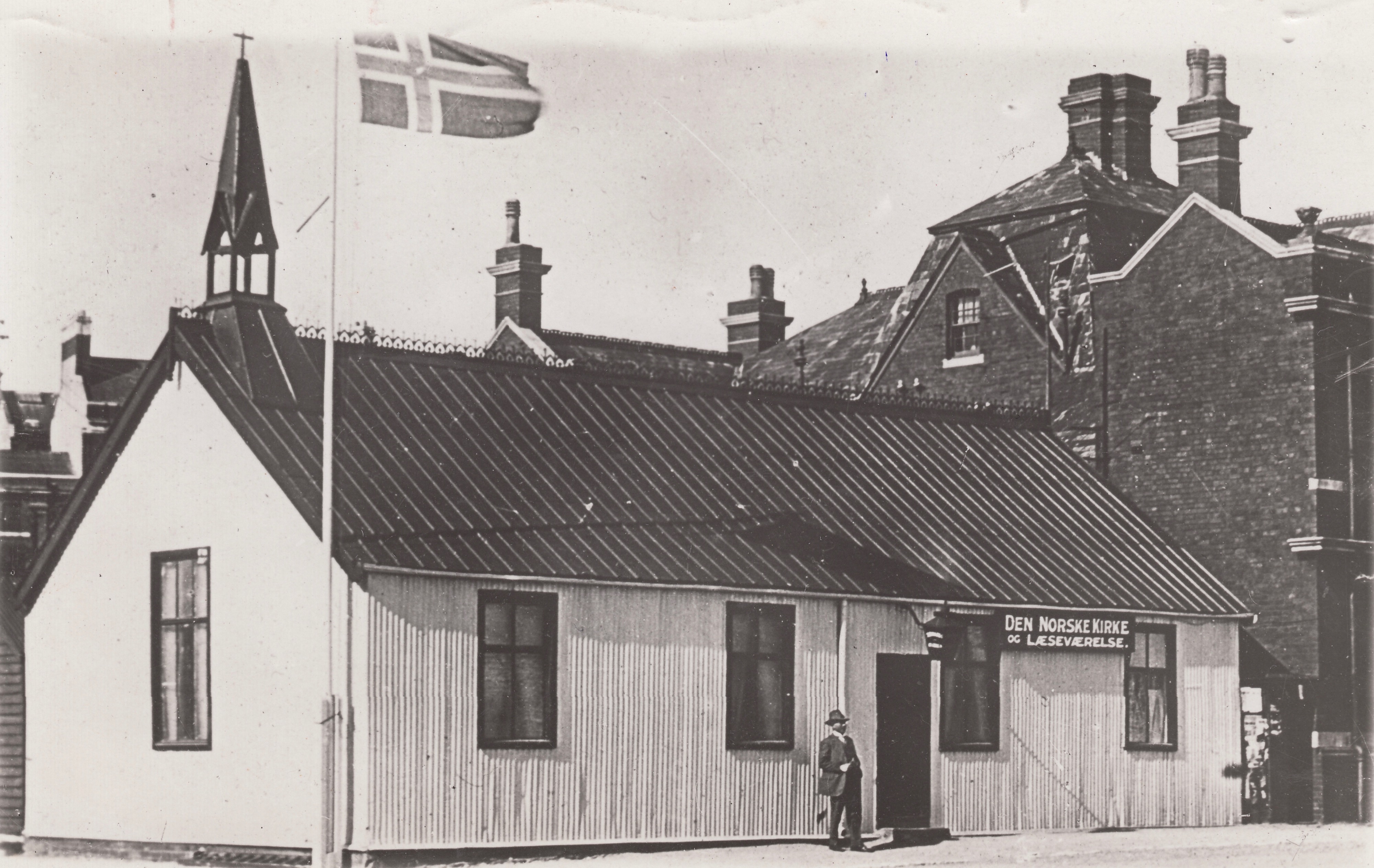 12 Lesevaerelset I Barry I 1929 Med Vaktmester Larsen Ved Inngangen Foto Sjoemannskirke