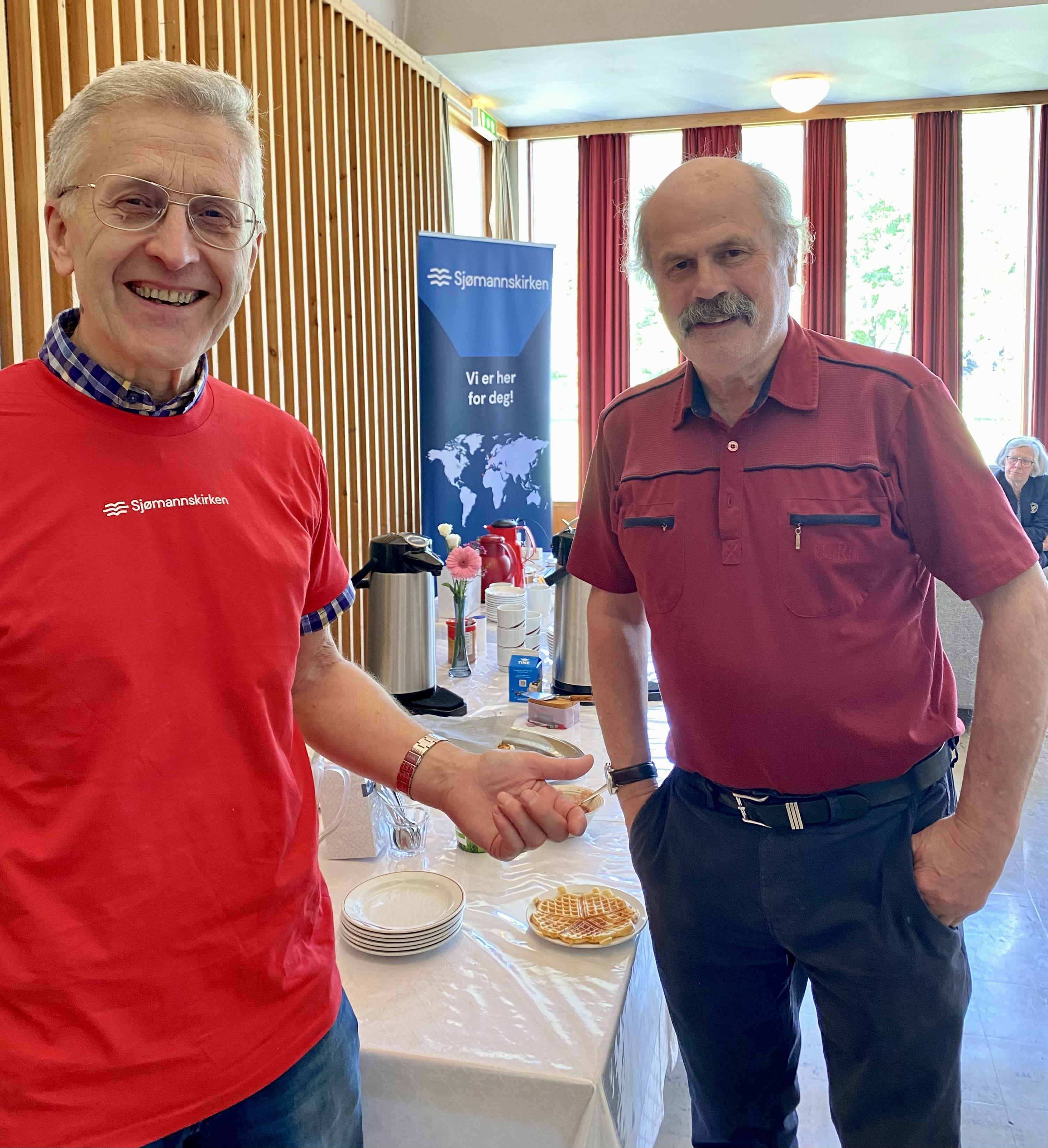 Frivillige Ved Kaffebordet