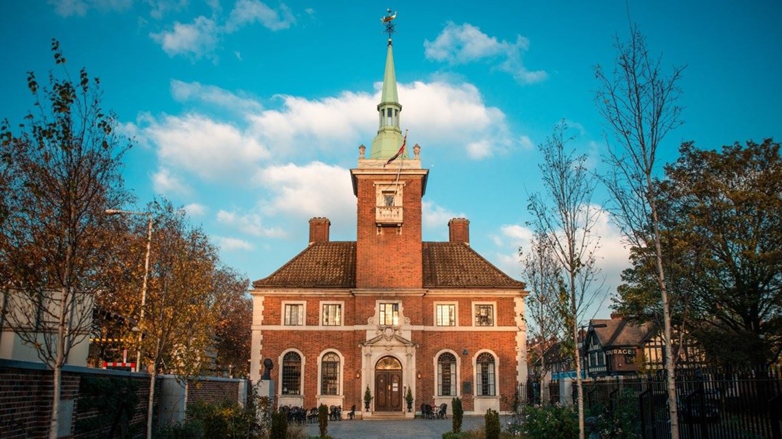 Kirken Forfra Av Morten Opt