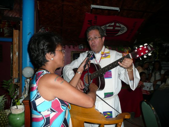 GUDSTJENESTE i ANGELES