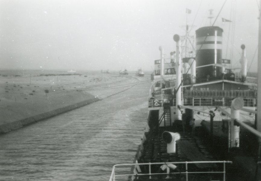 MS Tarn I Suezkanalen På Vei Mot Australia I 1956 Foto Reynir Oddsson Norsk Maritimt Museum