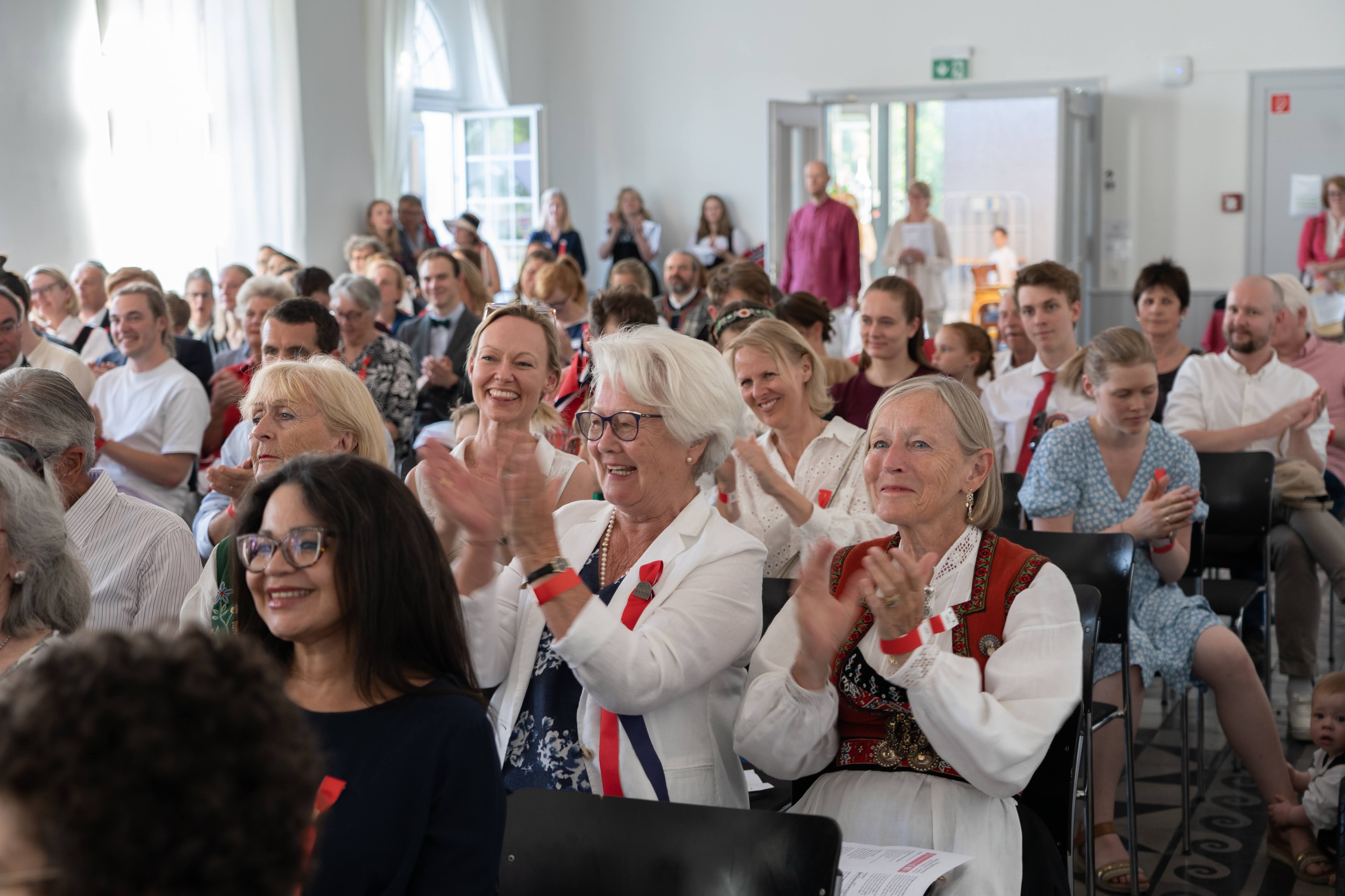 220517 17Mai2022geneve Weiss.No 20220517 MWP04088