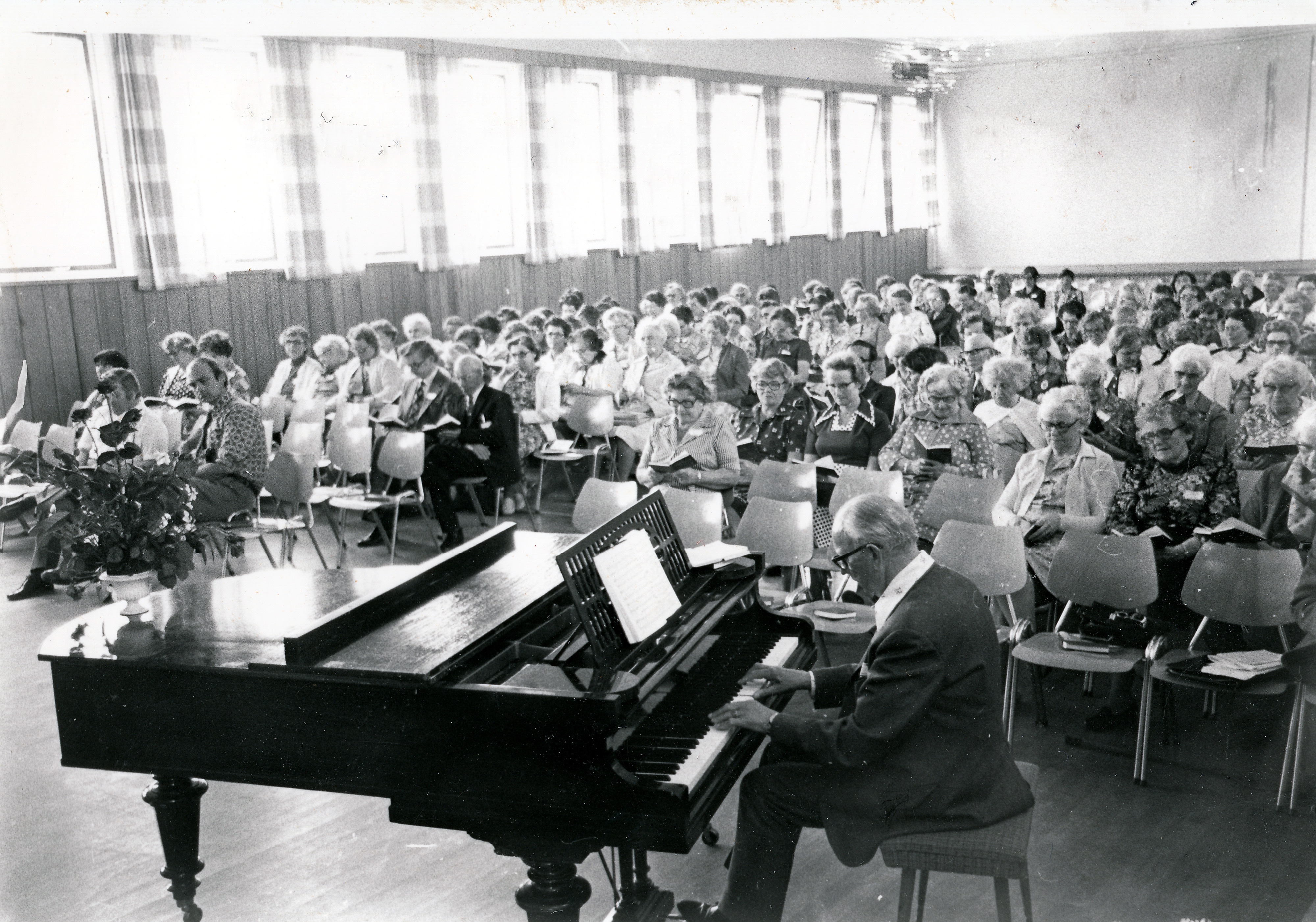 14 1980 A Rene Bergen Og Hordaland Krets Foto Sjoemannskirken