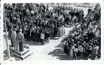 TUR TIL FLYKTNINGELEIR I HONG KONG