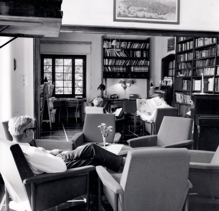 AVSLAPPET STEMNING PÅ LESEVÆRELSET I GENOVA