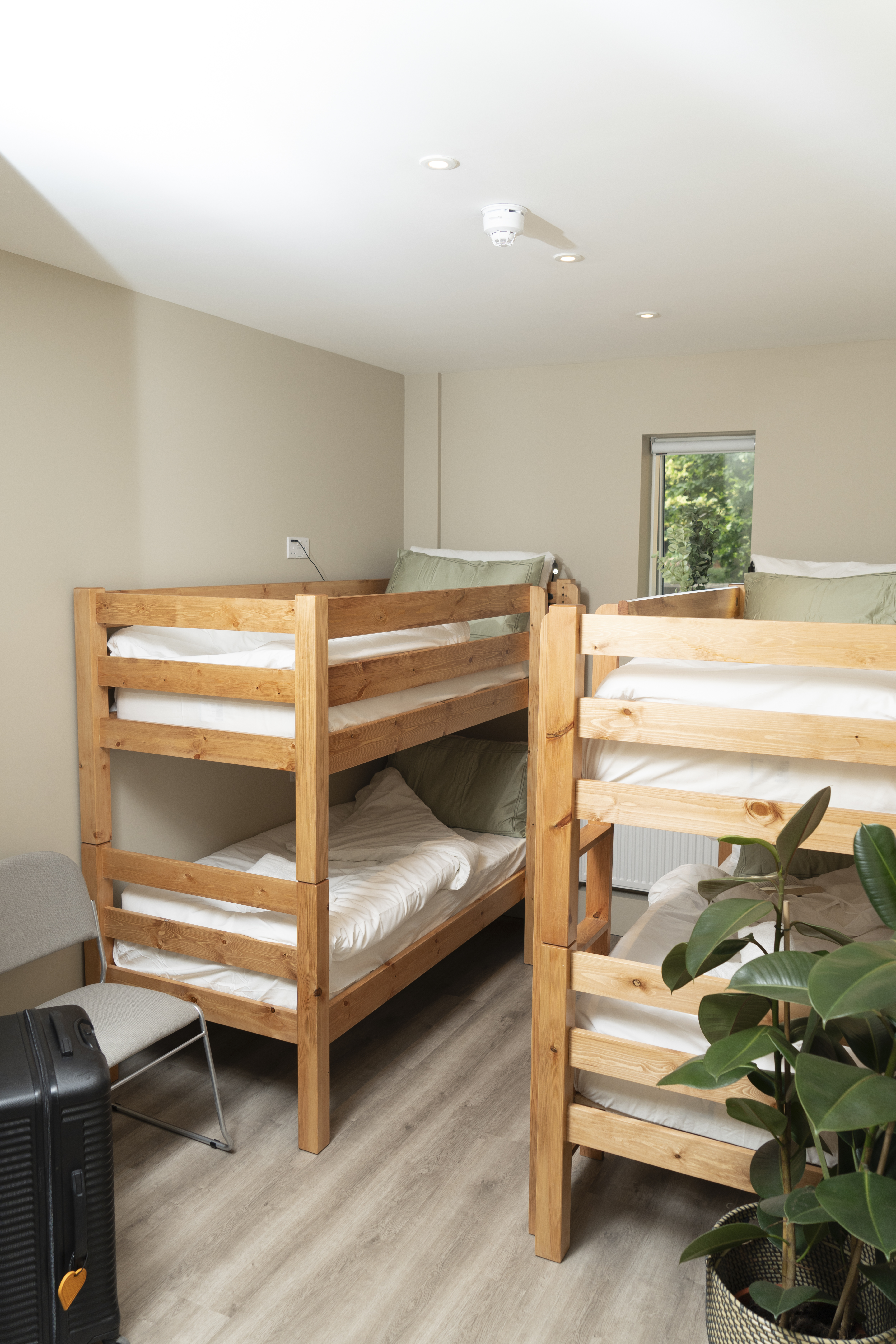 Lugarer Sjømmannskjerka 0 6