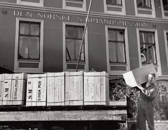 MITT SKIP ER LASTET MED ... JULEGAVER