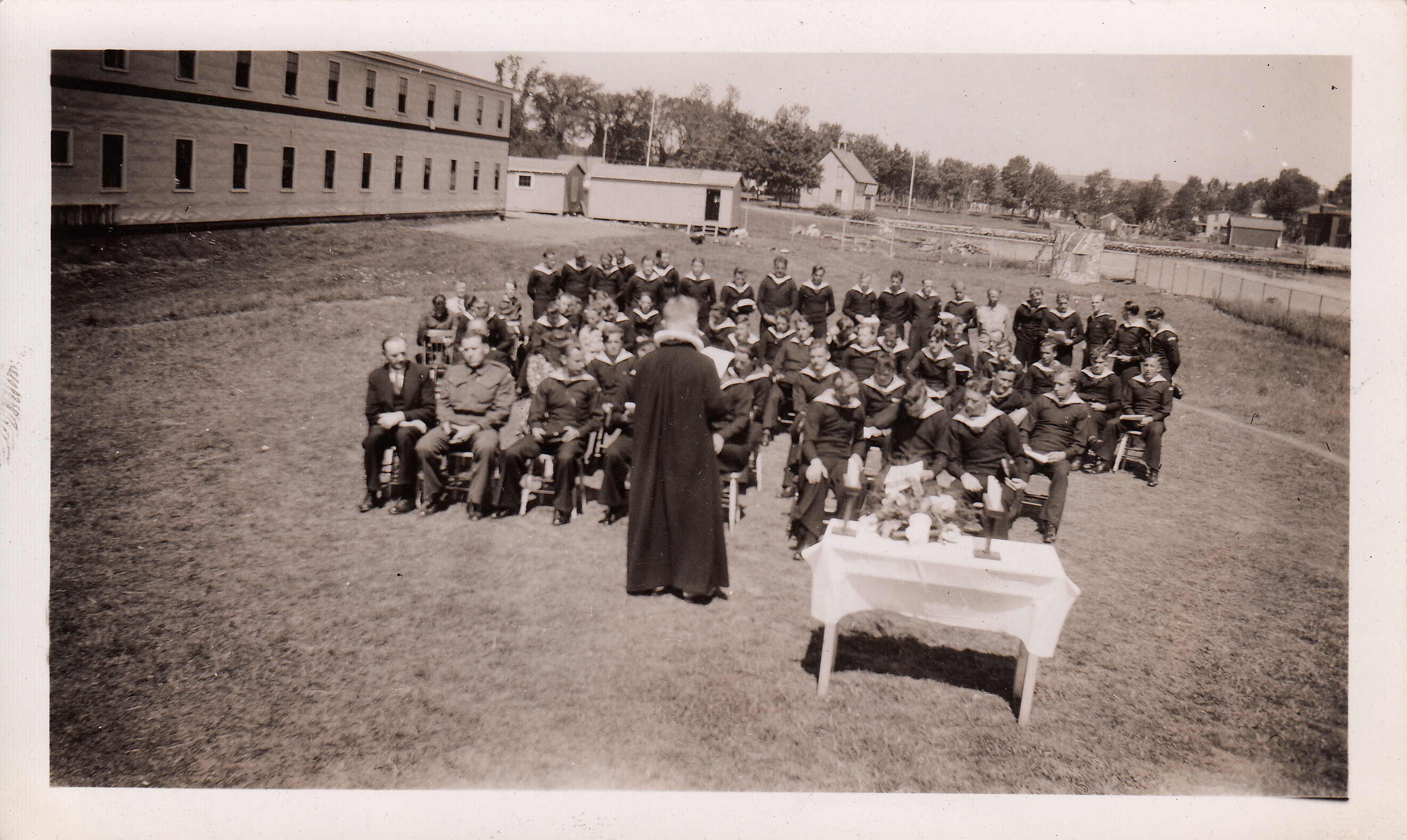 9 Montreal. Gudstjeneste I Den Norske Marine Len I Lunenburg N. S., 1945 Foto Bergens Sjøfartsmuseum Sjømannskirken 2