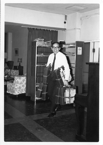 EN HARD TØRN I HAVNEN