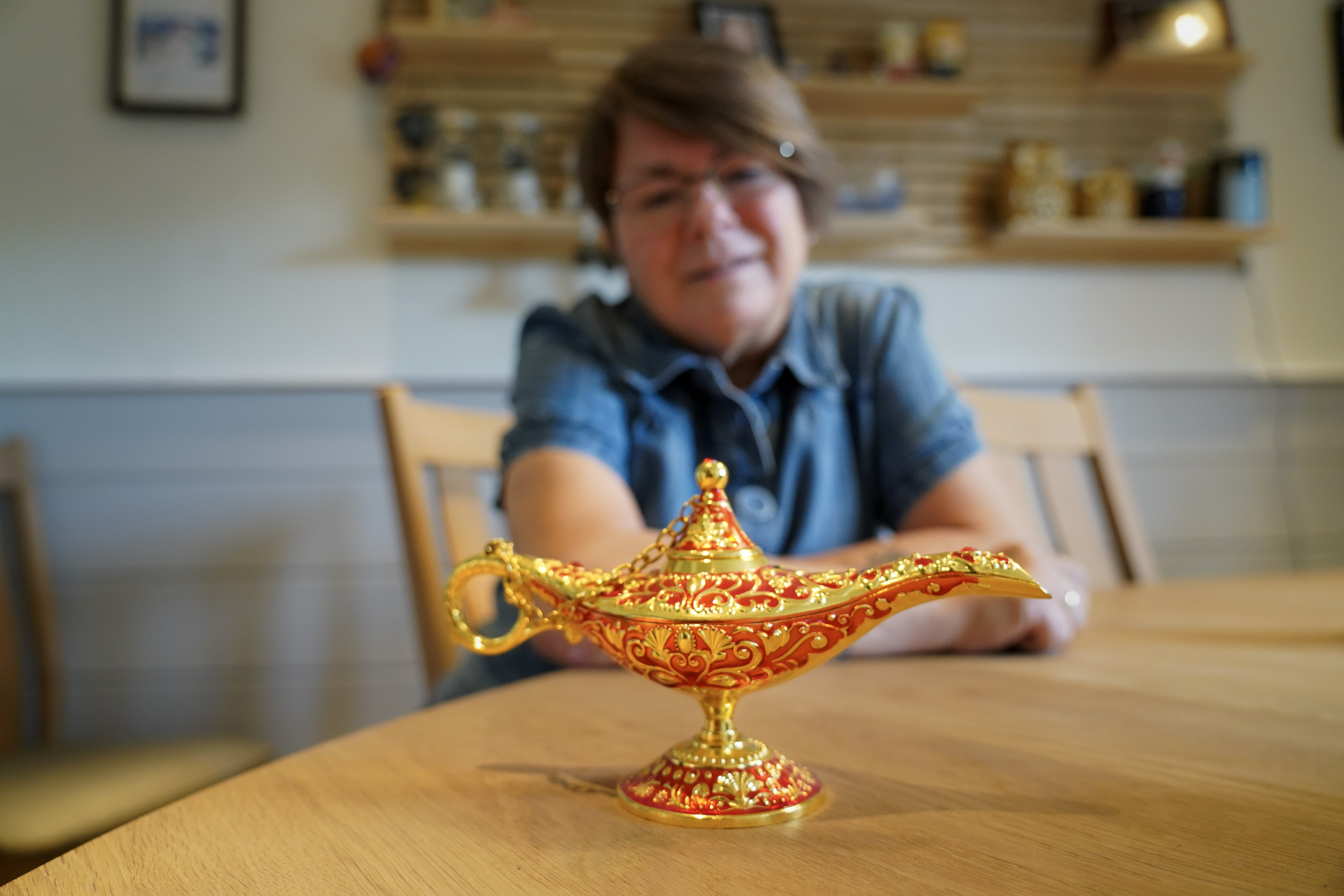 Det er mange gode minner i gavene som Asgeir hadde med da han var hjemme i Vesterålen i høytider og på ferie.