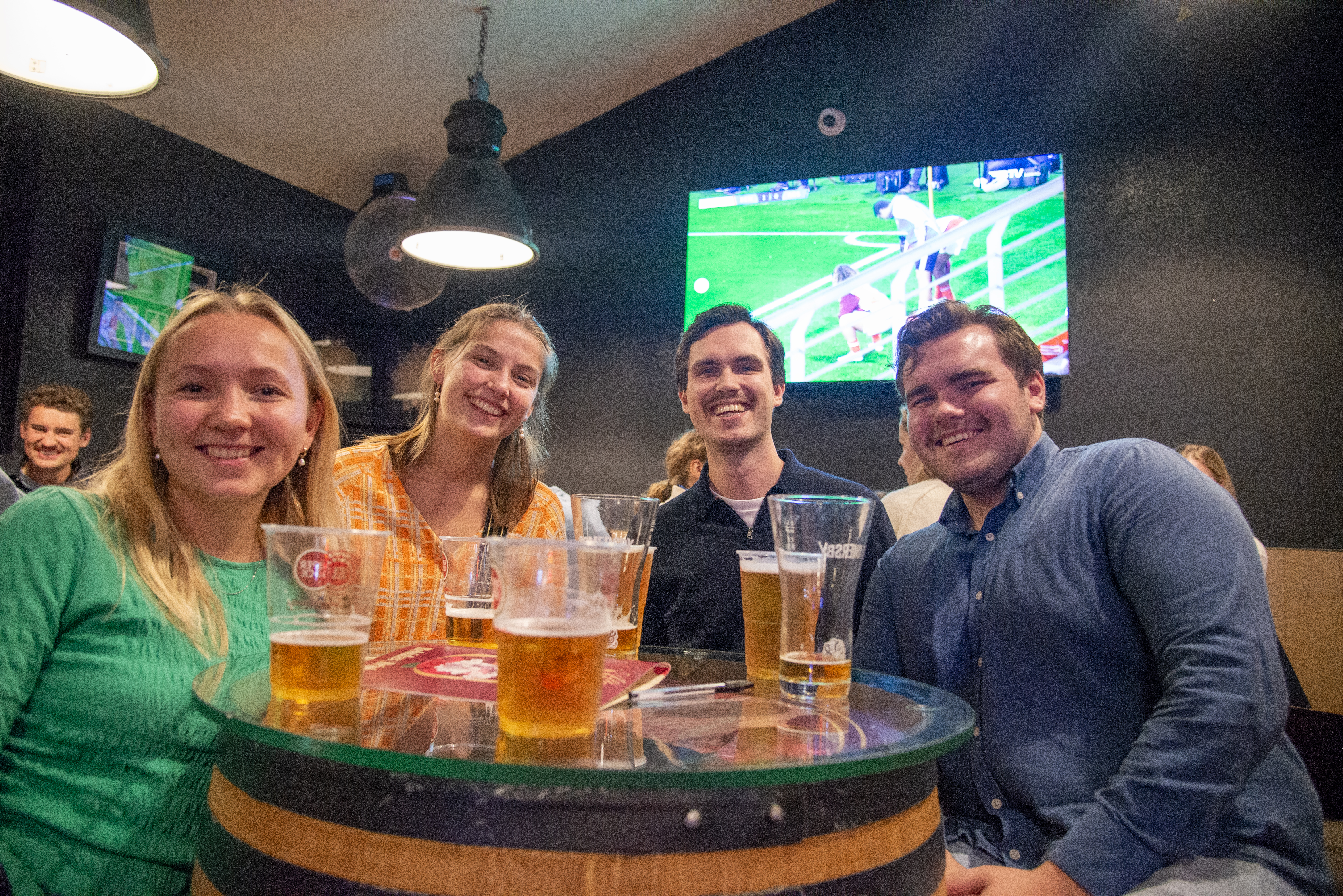 Studentene Live Krohg, Ane Mathilde Liodden, Steinar Litland og Vetle Oftedal var fornøyde med kvelden, selv om de ikke vant.