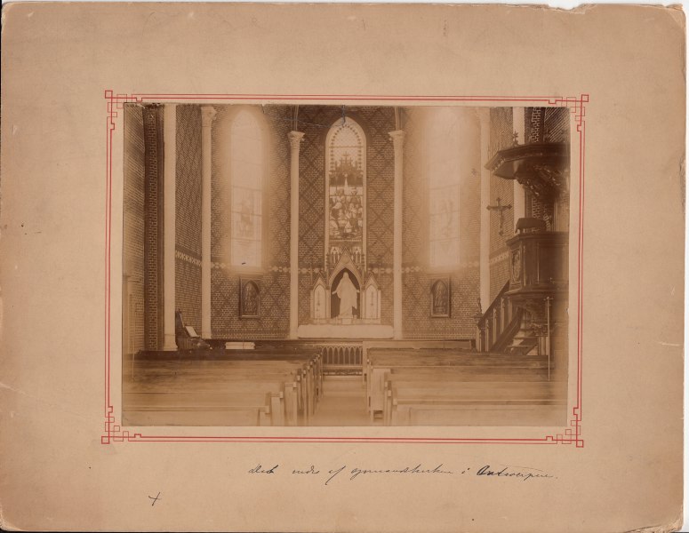 KIRKEROMMET I ANTWERPEN