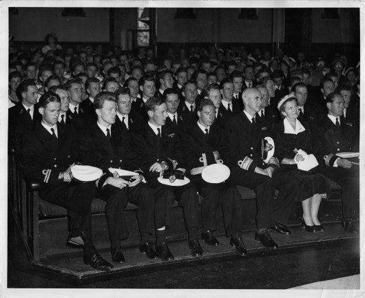 GUDSTJENESTE I NEW YORK