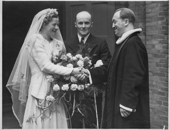 SJØMANNSBRYLLUP I LIVERPOOL