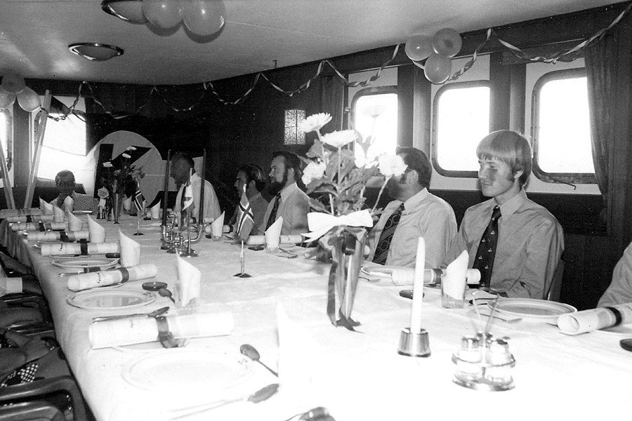 17. MAIFEIRING OM BORD