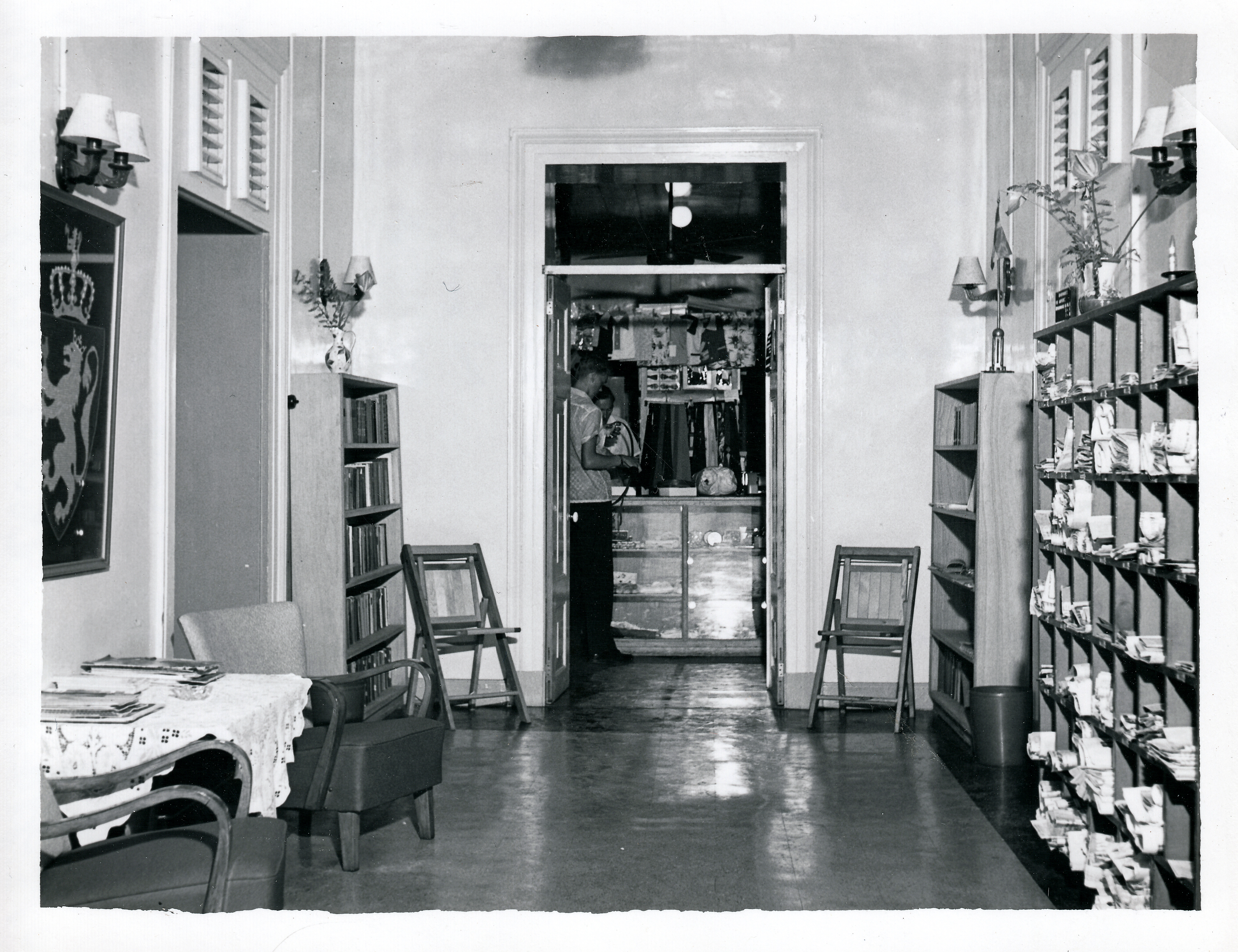 5 Lese Og Skriverommet Med Kantinen I Bakgrunnen Trolig Fra Andre Halvdel Av 1950 Årene Curacao Sjømannskirken